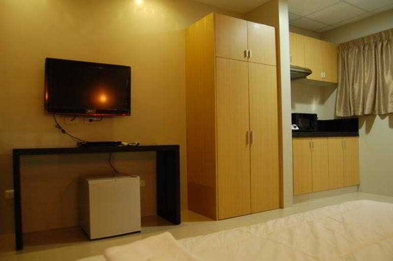 Rumi Apartelle Hotel Angeles Kültér fotó