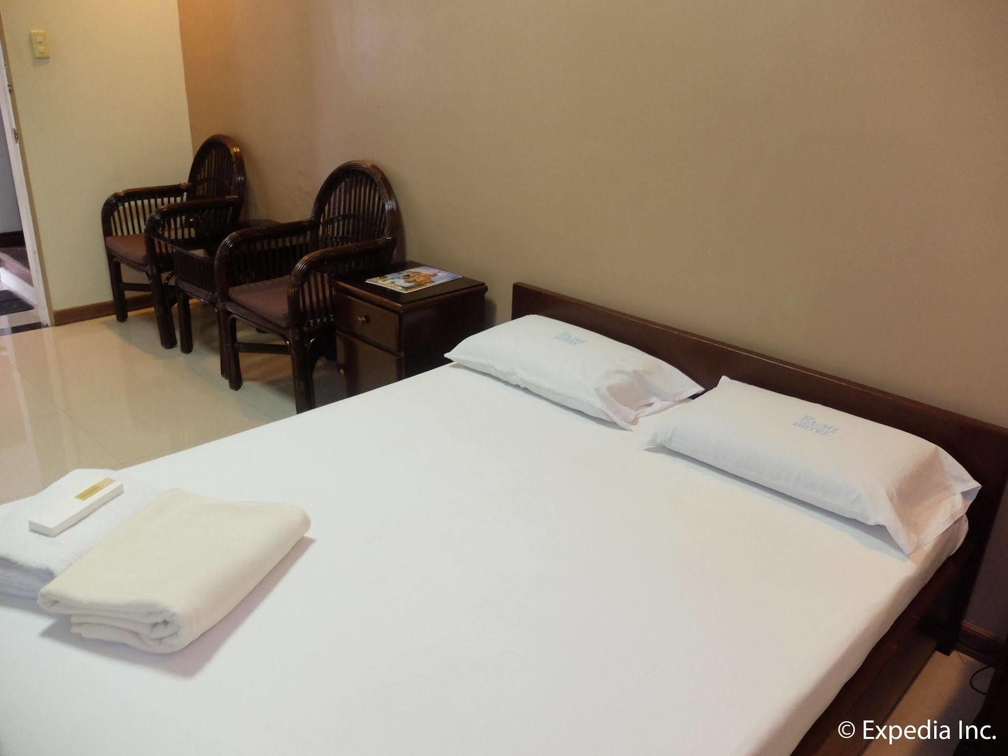 Rumi Apartelle Hotel Angeles Kültér fotó